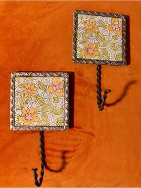 🪷ANTHROPOLOGIE🪷WALL HOOK PAIR🪷